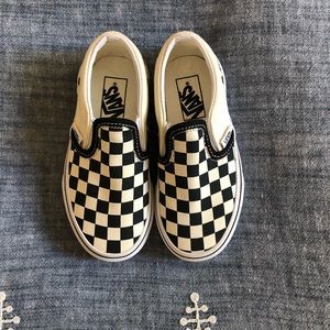 kids checkerboard vans